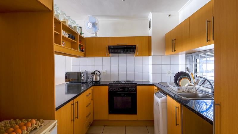 To Let 2 Bedroom Property for Rent in Claremont Western Cape